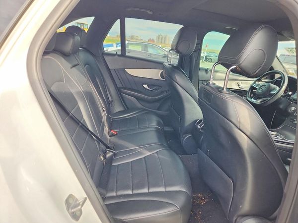 2019 MERCEDES-BENZ GLC GLC300