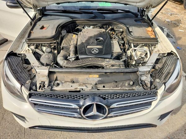 2019 MERCEDES-BENZ GLC GLC300