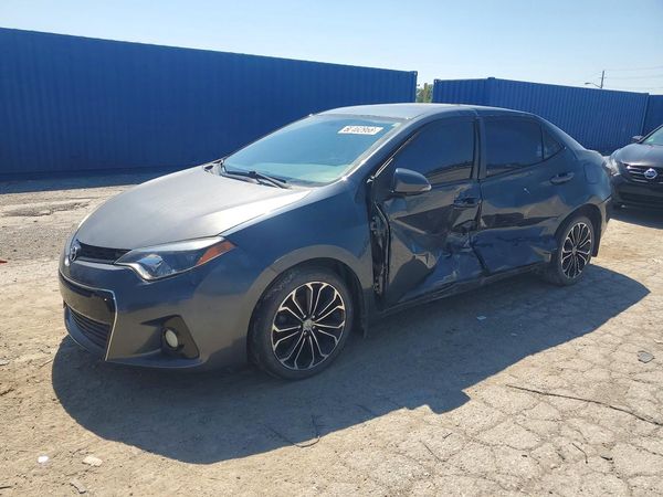 2015 TOYOTA COROLLA