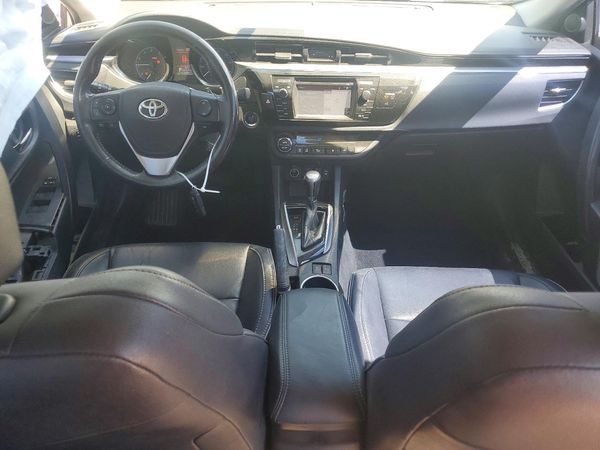 2015 TOYOTA COROLLA