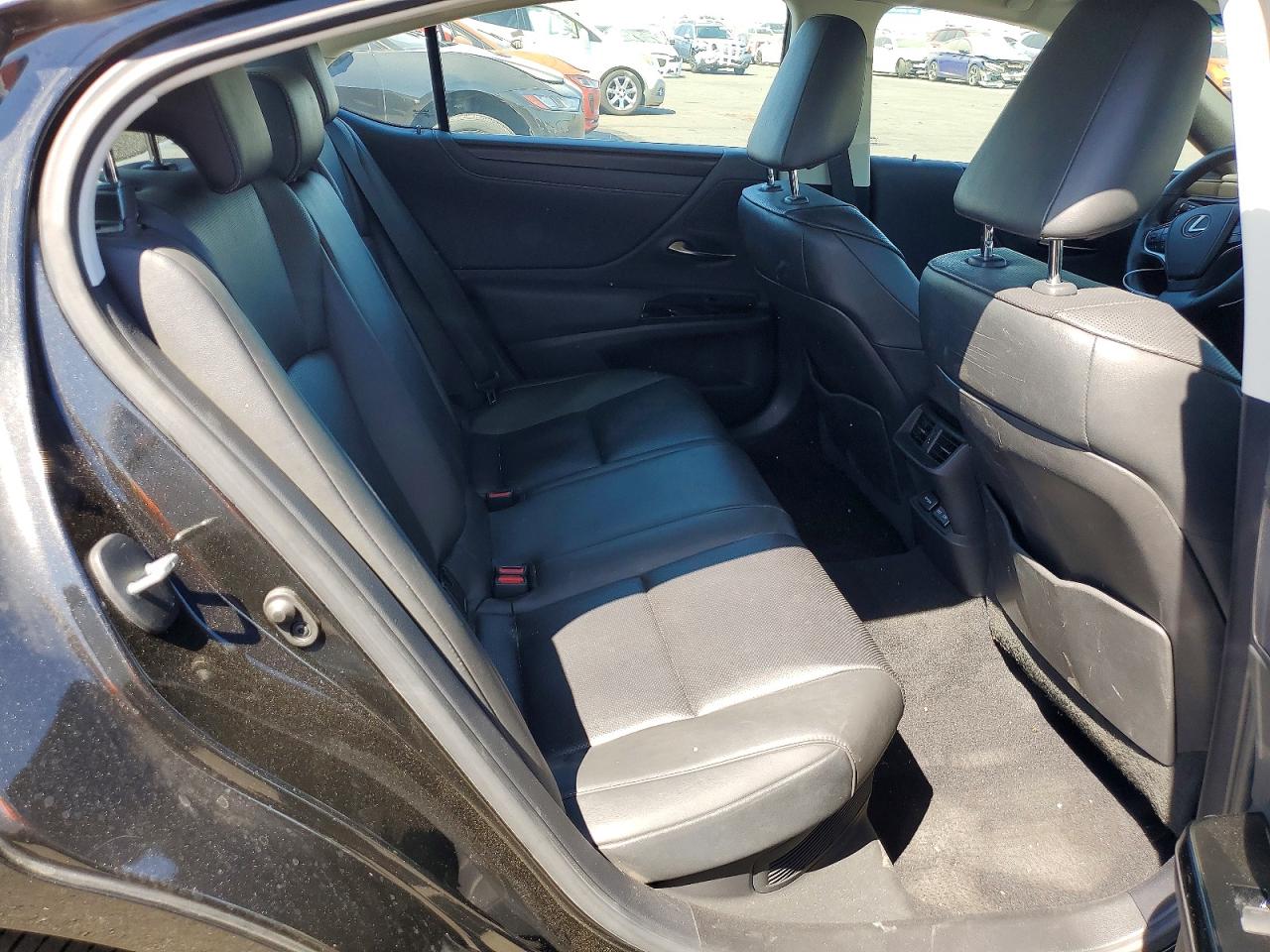 2025 LEXUS ES 300H 300h Premium