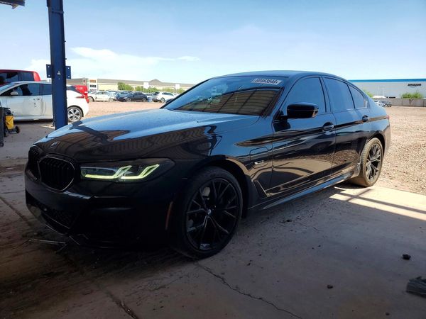2022 BMW 530E