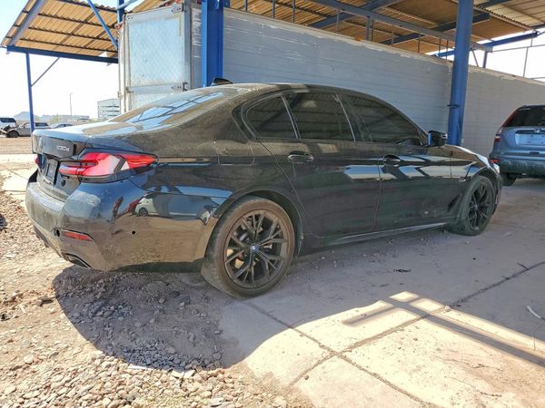 2022 BMW 530E