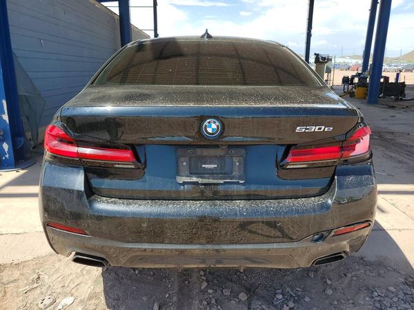 2022 BMW 530E