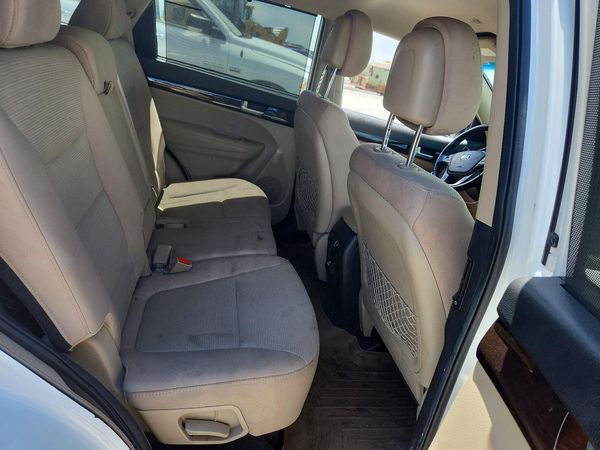 2014 KIA SORENTO Base/ LX