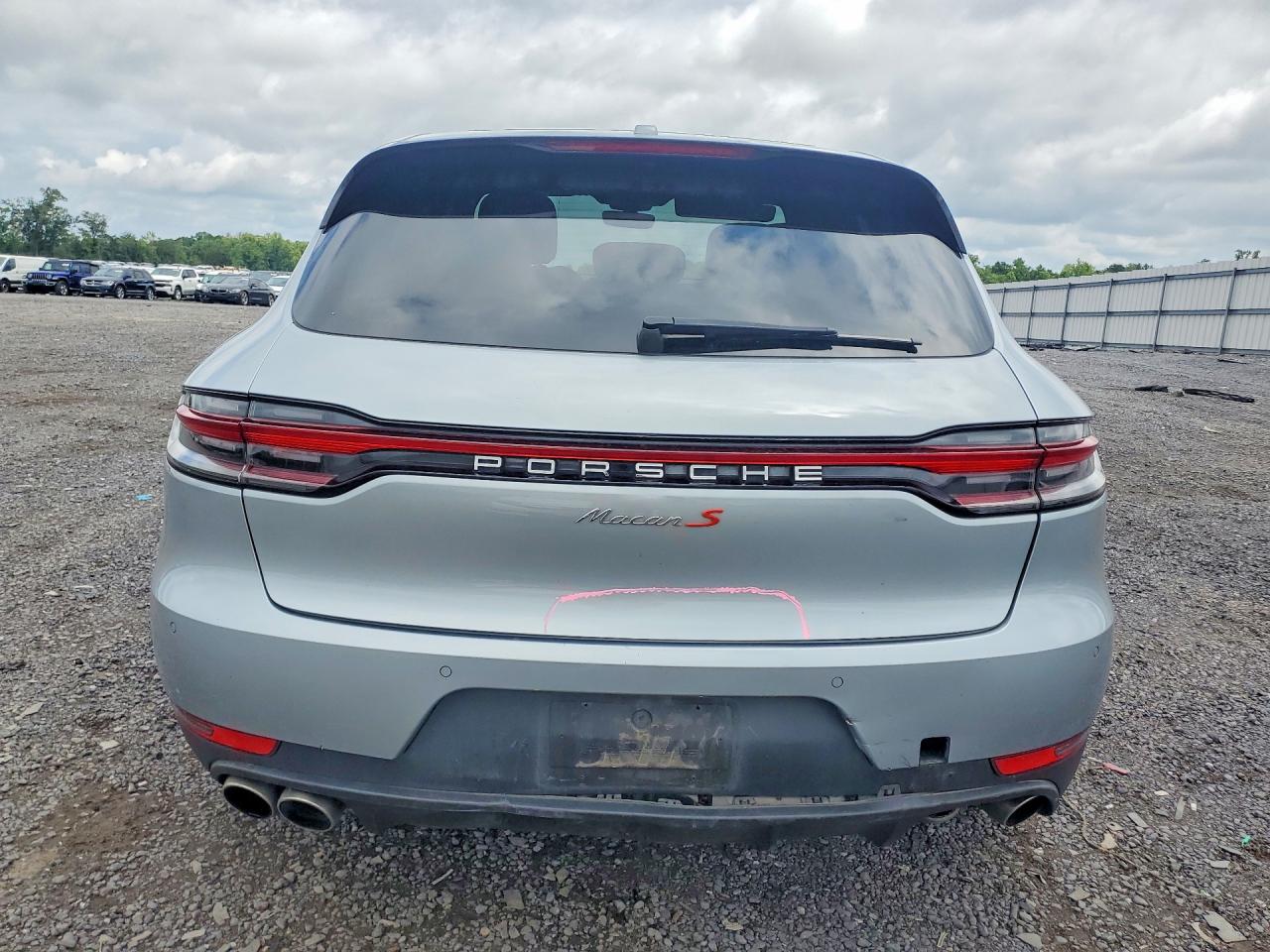 2019 PORSCHE MACAN S