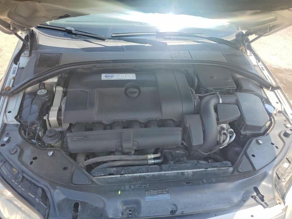 2013 VOLVO XC70