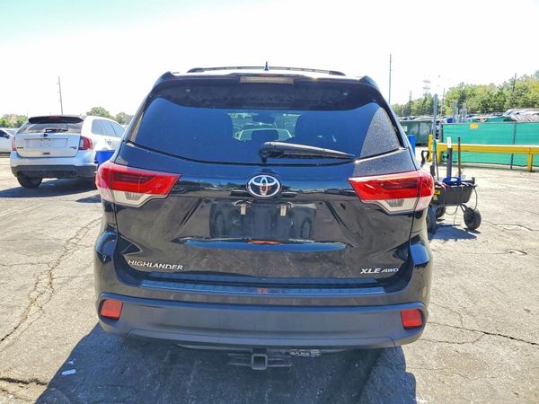 2019 TOYOTA HIGHLANDER SE/XLE