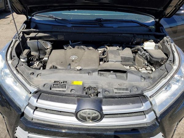 2019 TOYOTA HIGHLANDER SE/XLE