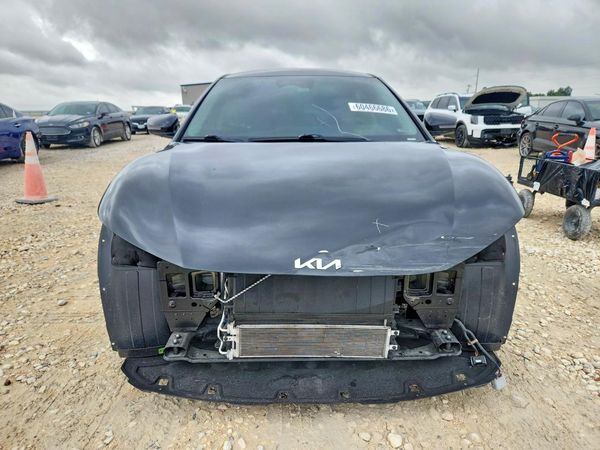 2023 KIA EV6 Light, Wind