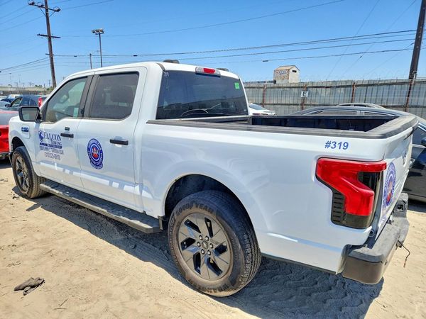 2025 FORD F150 Pro