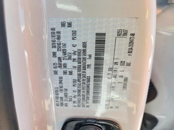 2025 FORD F150 Pro