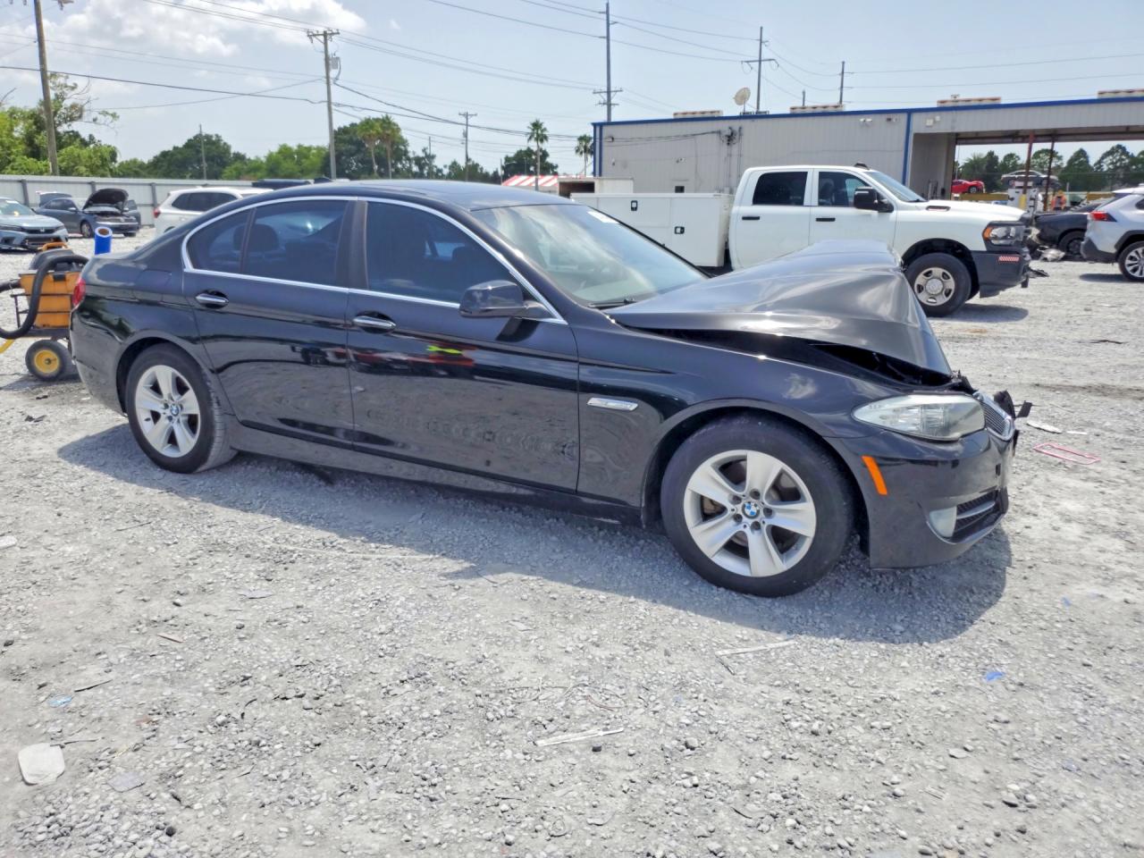 2013 BMW 528