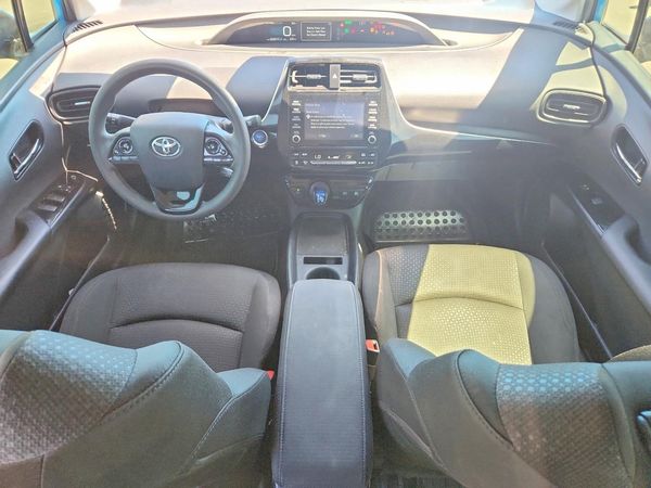 2020 TOYOTA PRIUS