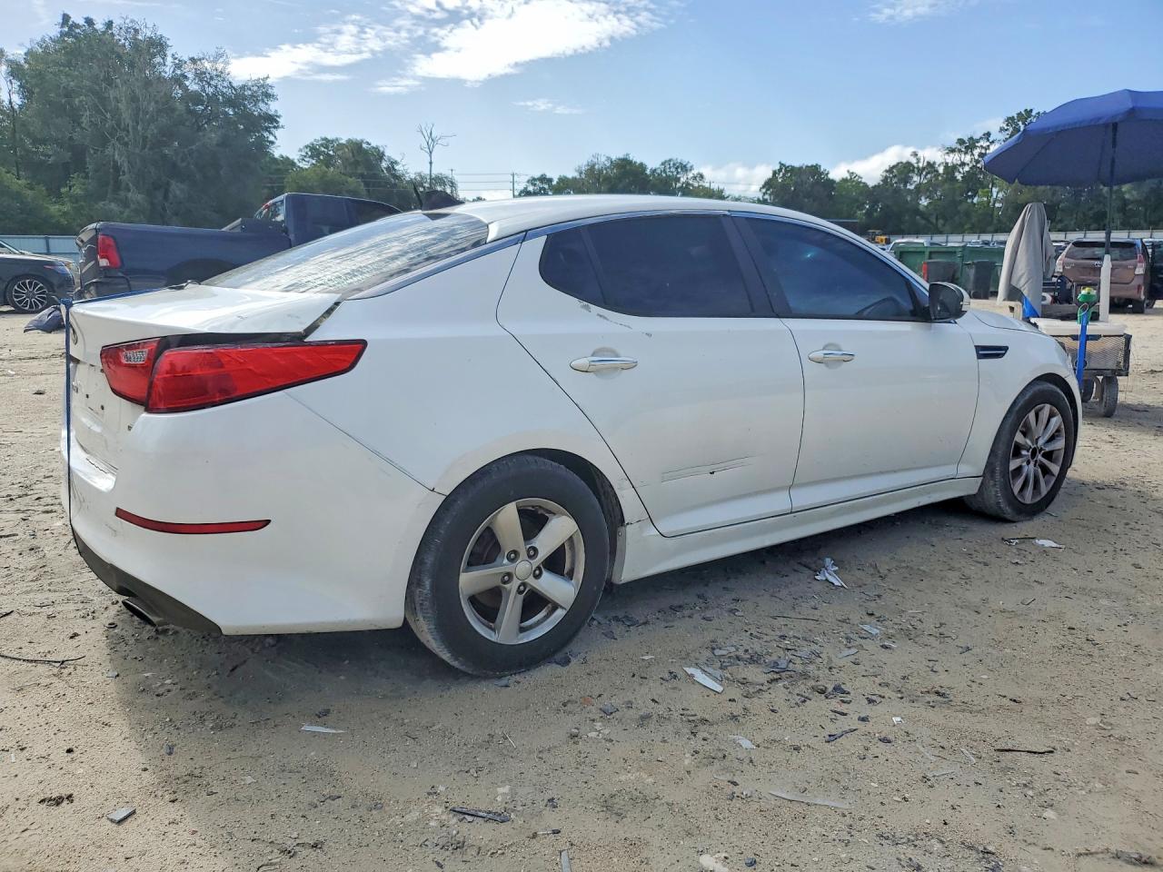 2015 KIA OPTIMA GL - Middle-low