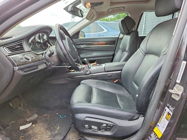 2013 BMW 740
