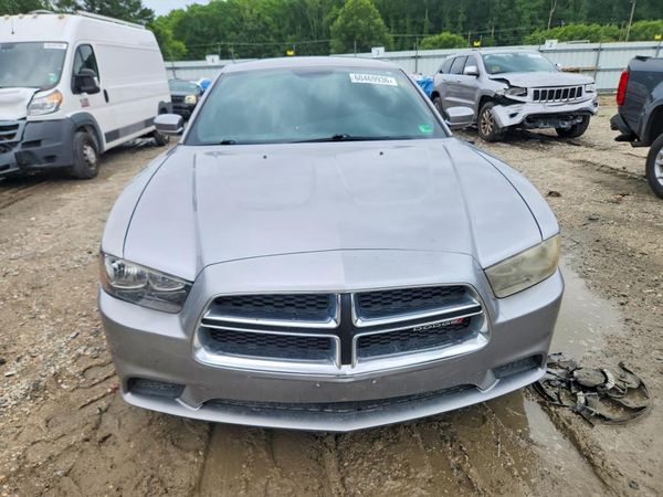 2014 DODGE CHARGER SE