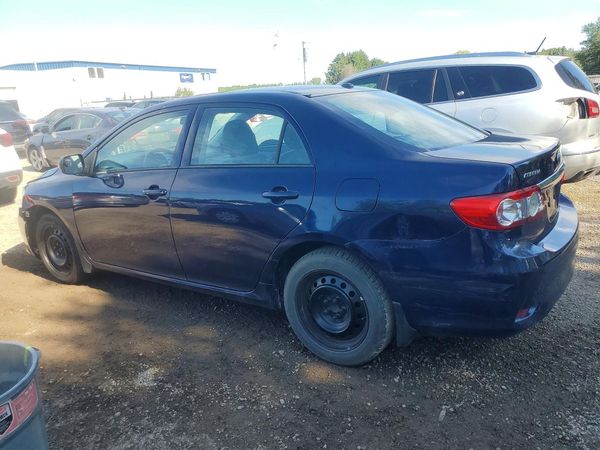 2013 TOYOTA COROLLA