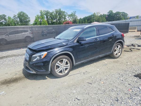 2015 MERCEDES-BENZ GLA