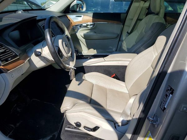 2018 VOLVO XC90 Inscription