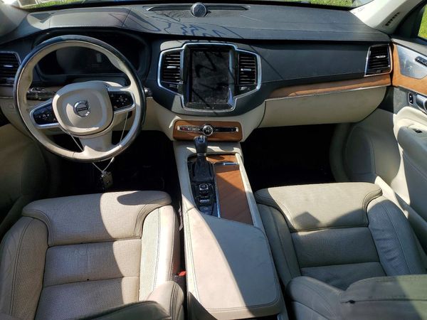 2018 VOLVO XC90 Inscription