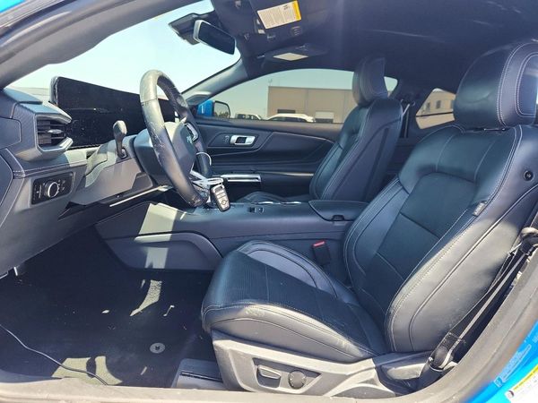 2025 FORD MUSTANG I4