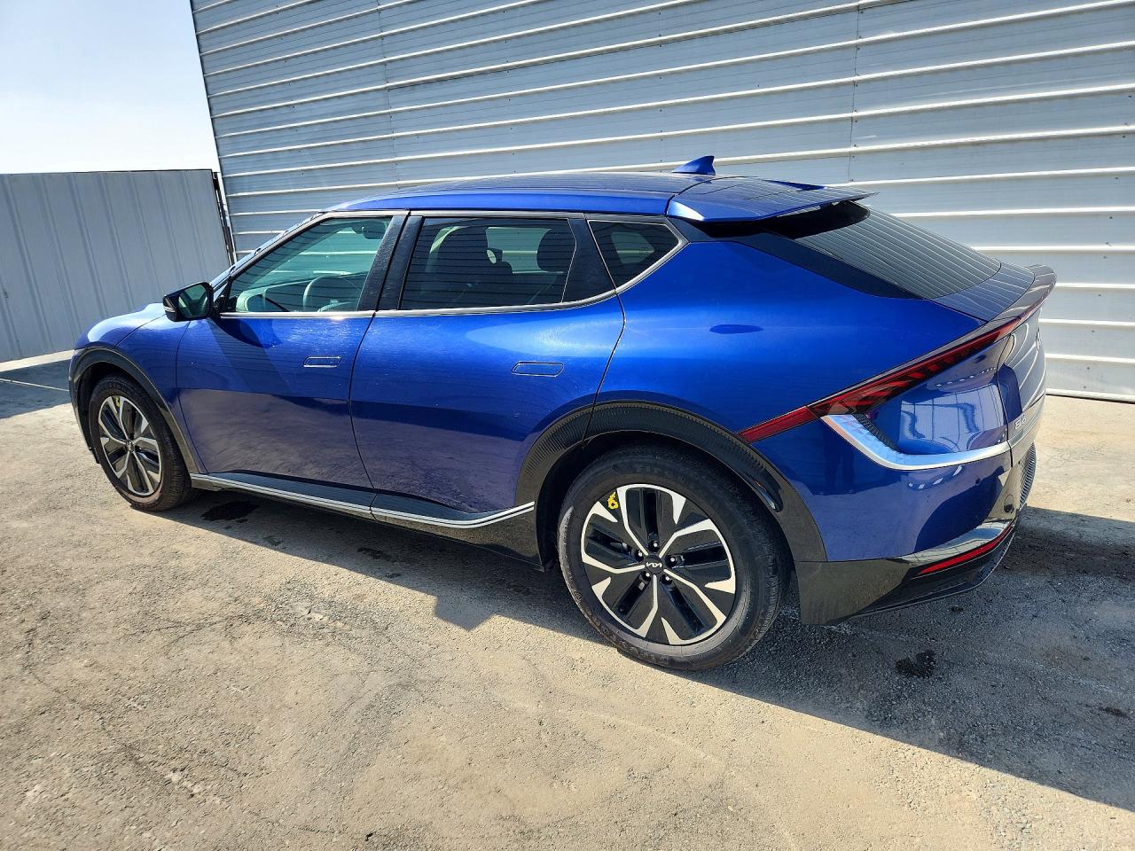 2023 KIA EV6 Light, Wind