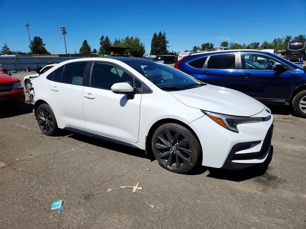 2024 TOYOTA COROLLA XSE