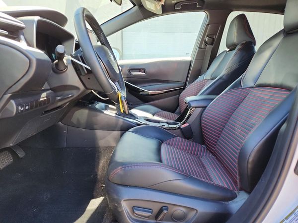 2024 TOYOTA COROLLA XSE
