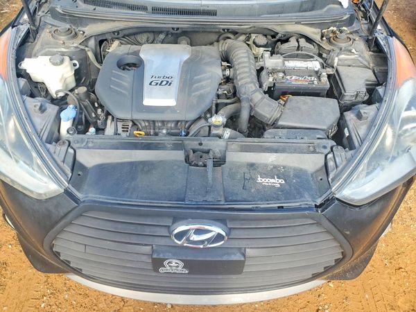 2015 HYUNDAI VELOSTER GLS(Middle)