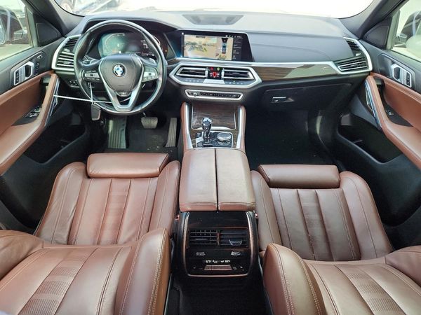 2021 BMW X6 xDrive40i