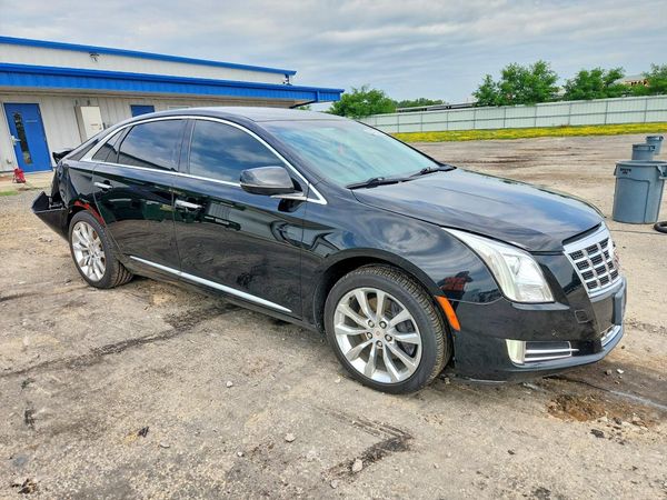 2015 CADILLAC XTS