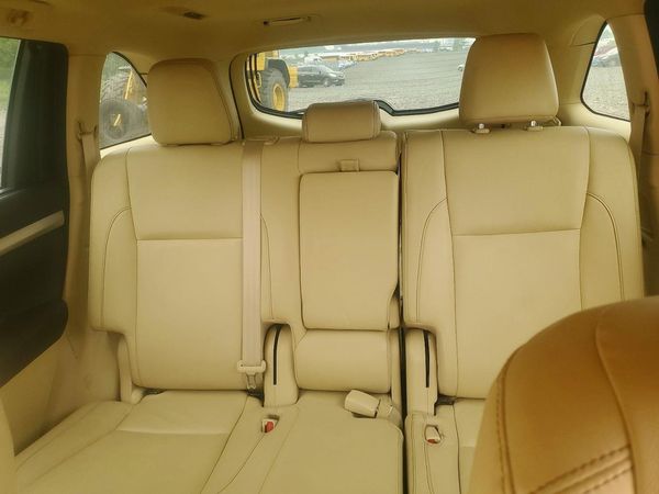 2017 TOYOTA HIGHLANDER SE/XLE