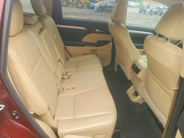 2017 TOYOTA HIGHLANDER SE/XLE