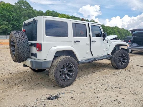 2017 JEEP WRANGLER UNLIMITED SAHARA 4X4