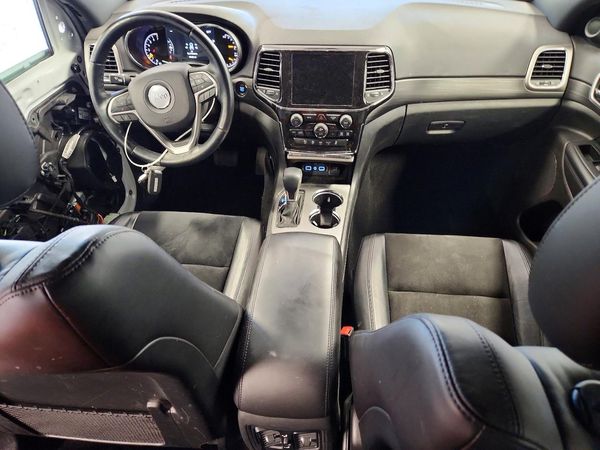 2021 JEEP GRAND CHEROKEE LAREDO 4X4