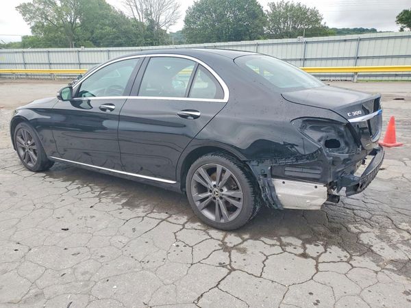 2018 MERCEDES-BENZ C C300d-4M