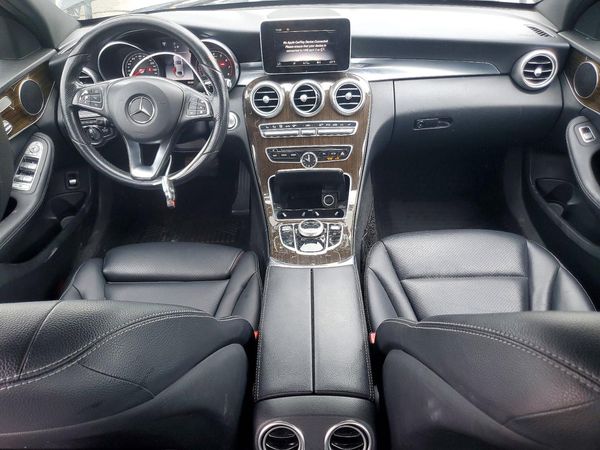 2018 MERCEDES-BENZ C C300d-4M
