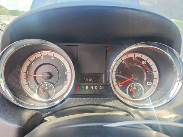 2012 DODGE GRAND CARAVAN SE