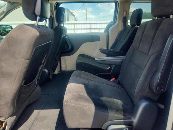 2012 DODGE GRAND CARAVAN SE