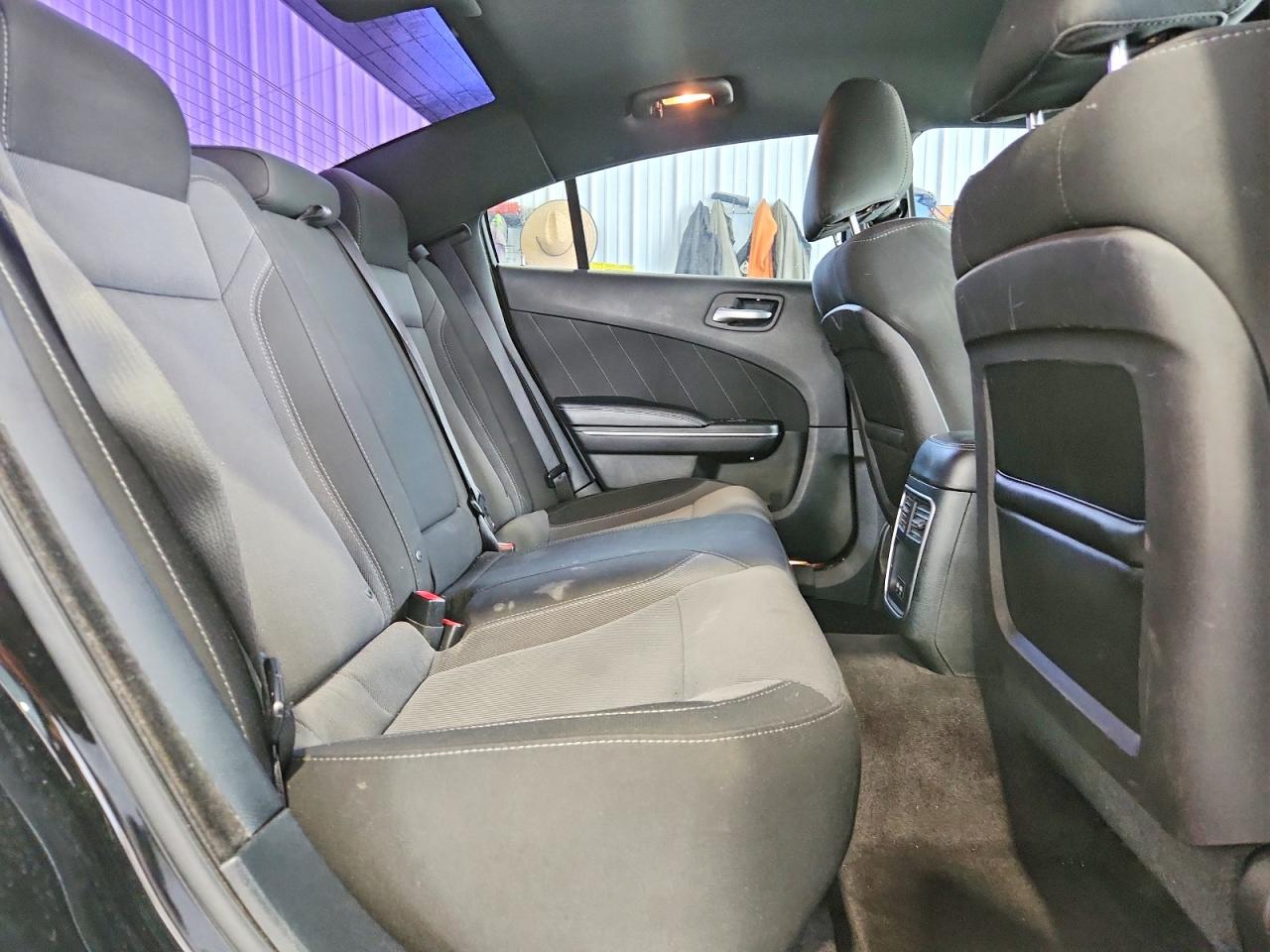 2016 DODGE CHARGER SXT