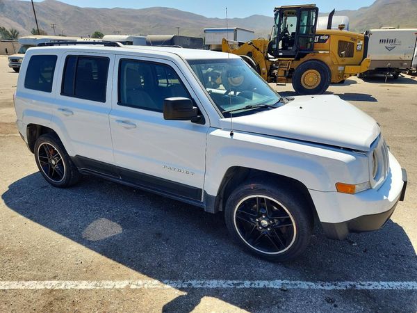 2016 JEEP PATRIOT SPORT FWD