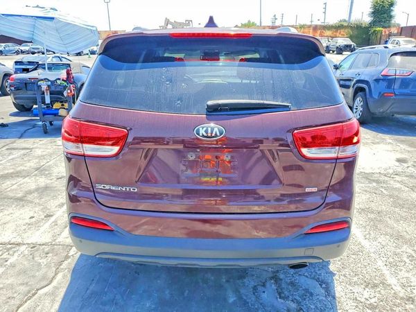 2016 KIA SORENTO
