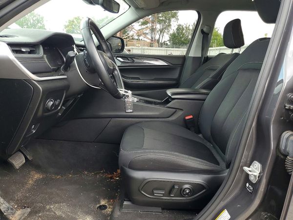 2021 JEEP GRAND CHEROKEE L LAREDO 4X4