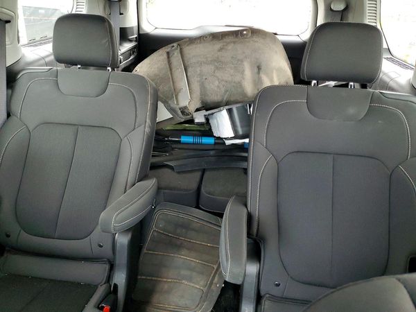 2021 JEEP GRAND CHEROKEE L LAREDO 4X4
