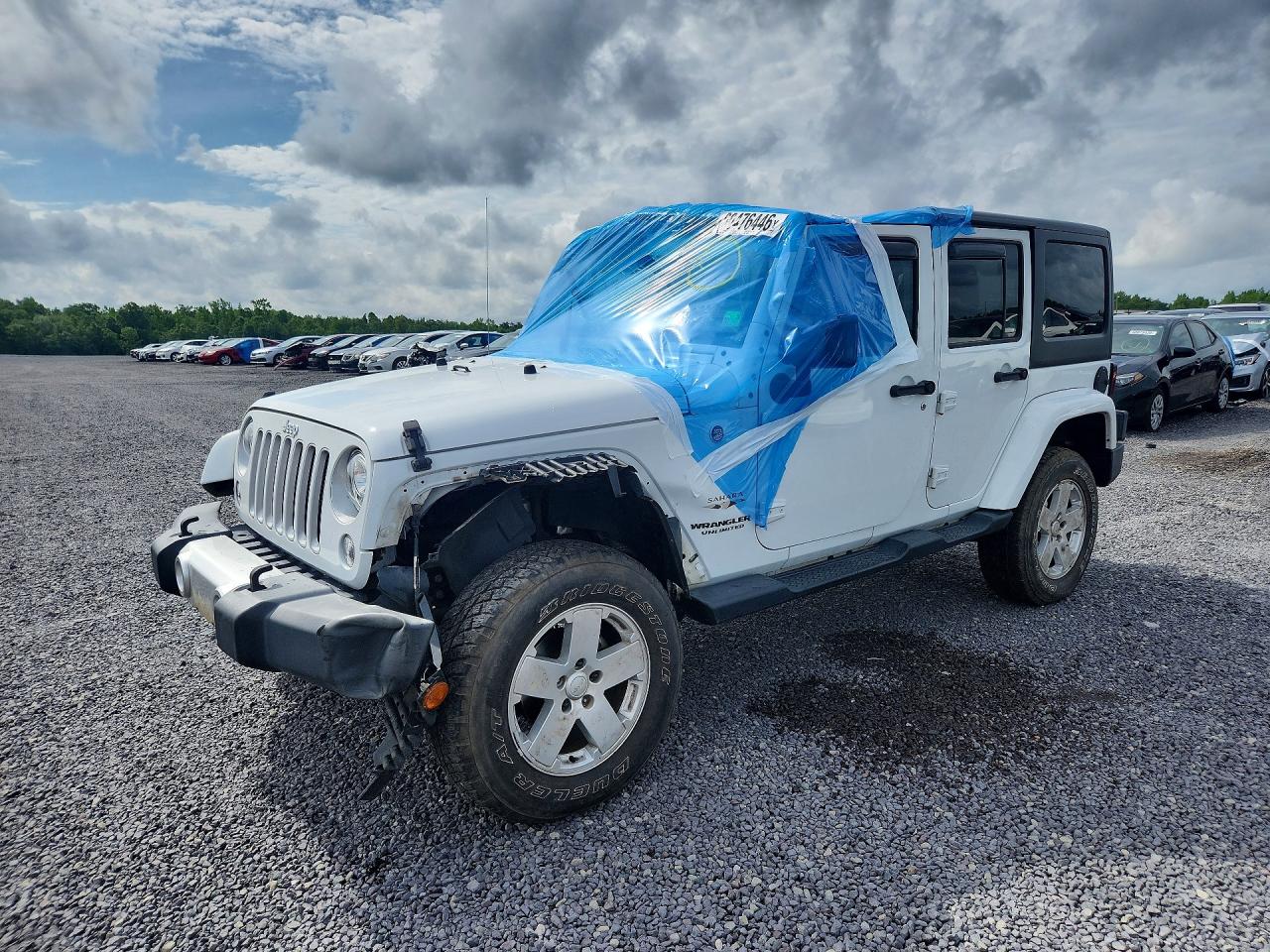 2017 JEEP WRANGLER UNLIMITED SAHARA 4X4
