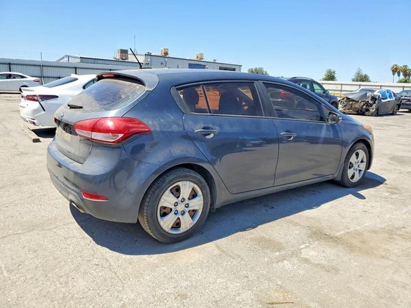2016 KIA FORTE GL (Middle-Low Grade)