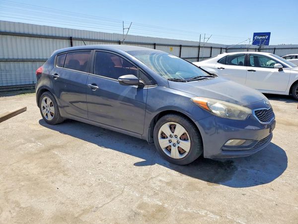2016 KIA FORTE GL (Middle-Low Grade)