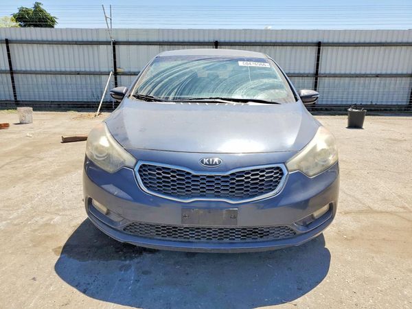 2016 KIA FORTE GL (Middle-Low Grade)