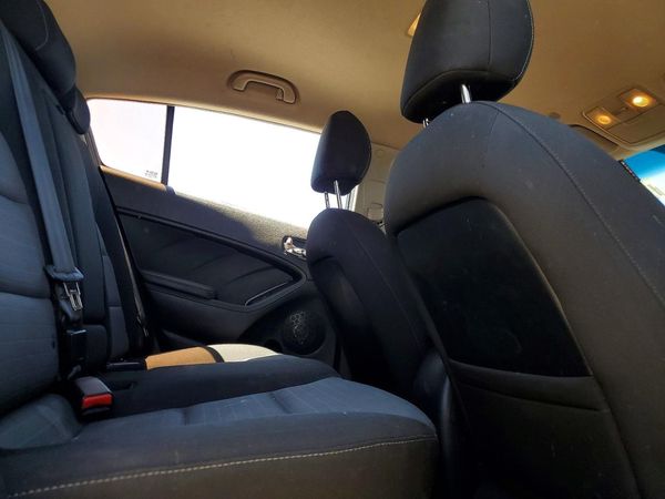 2016 KIA FORTE GL (Middle-Low Grade)